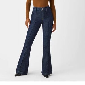 Like New Spanx Pintuck Glare Jeans XL tall